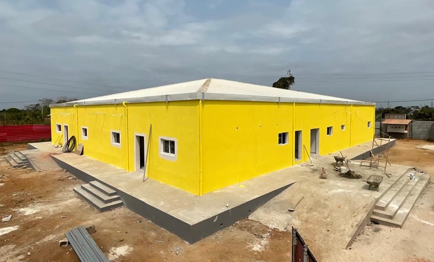 Construção e Apetrechamento de uma Maternidade com 50 camas: Município do soyo, Província do Zaire.